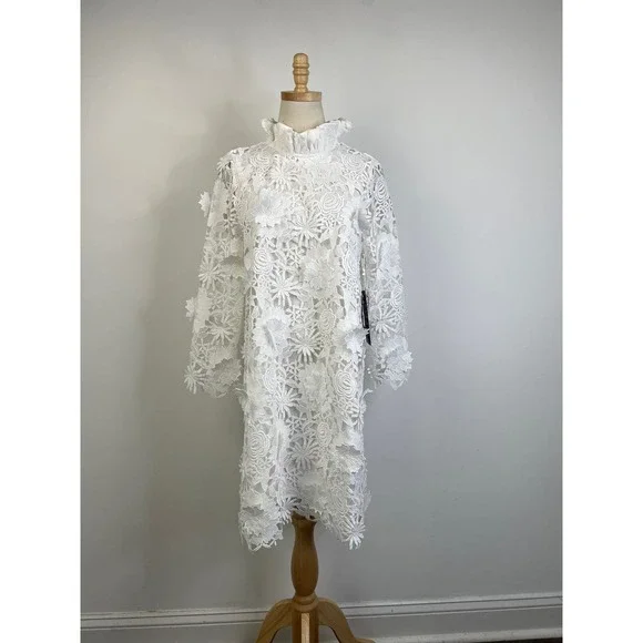 TUCKERNUCK Blanc Guipure Lace Daphne Dress NWT Size Small - Picture 8 of 10